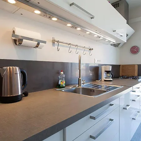 Sun Valley Apartment *